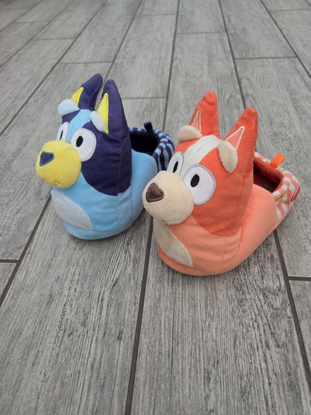 Bluey Bingo Little kids Plush Character Slippers Blue Orange Size 11/12